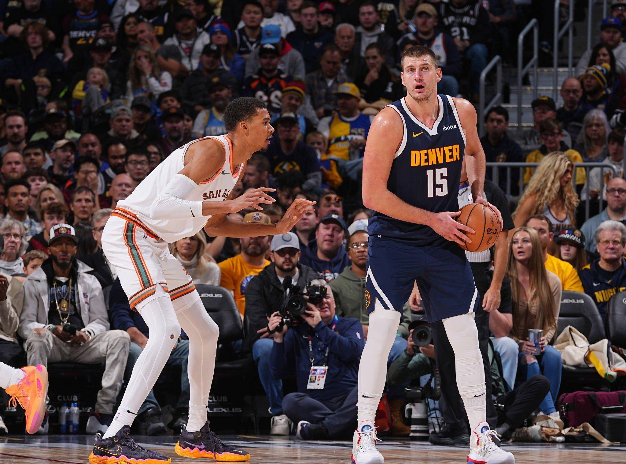 阿莫林：我和一年前的自己已经不同，现在是更好的主教练（阿莫林：与一年前判若两人，如今更出色的主帅）