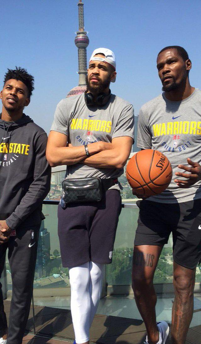 加尔扎：我不是最有运动天赋的 所以我的心态是比面前的对手更拼（加尔扎：我天赋不算顶尖，所以我坚持比对手更拼）