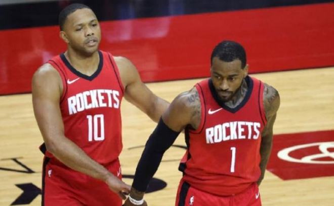 别把跑车当坦克！莱奥转型中锋，是补了短板却废了武功？（别拿跑车去撞坦克！莱奥改踢中锋，是扬长避短还是自废武功？）