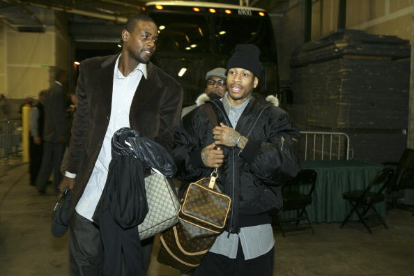 科尔：关于库明加被DNP的沟通内容和他的反应我会保密（科尔：不会公开关于库明加DNP的沟通细节与他的反应）