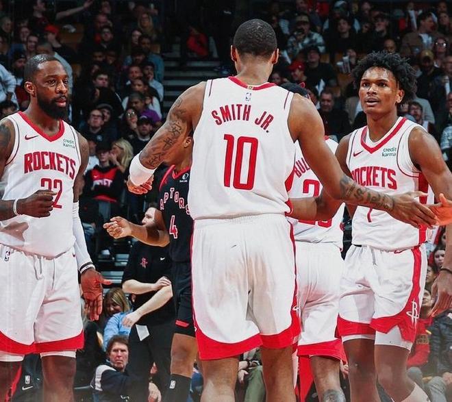 热火vs魔术首发：班凯罗领衔大战希罗&阿德巴约（热火vs魔术首发：班凯罗挂帅对决希罗与阿德巴约）