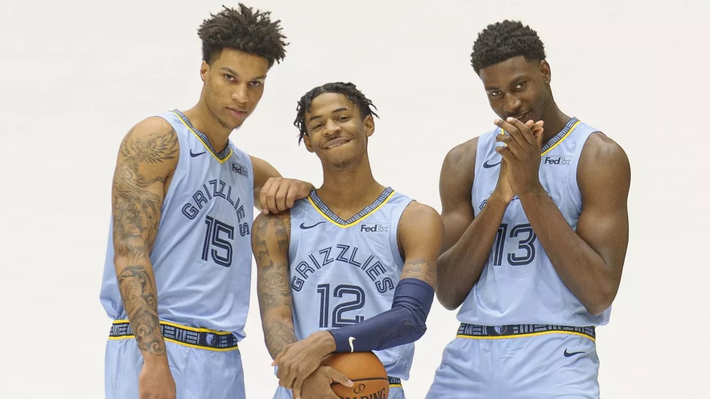 德转列阿森纳+拜仁历史最贵阵容：萨卡、穆西亚拉、凯恩领衔（德转评出阿森纳与拜仁史上最贵阵：凯恩、穆西亚拉、萨卡领衔）