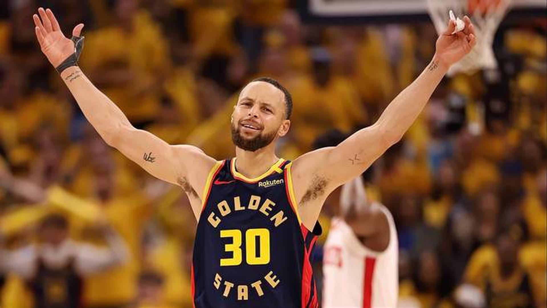 记者：梅努希望租借加盟那不勒斯，像麦克托米奈那样证明自己（记者：梅努有意租借投那不勒斯，欲学麦克托米奈证明自己）