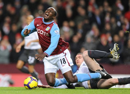 亚精英积分榜：中超三队倒数前三，海港2分垫底申花4分倒二（亚精英联赛积分榜：中超三队包揽末三位，海港2分垫底，申花4分居倒二）