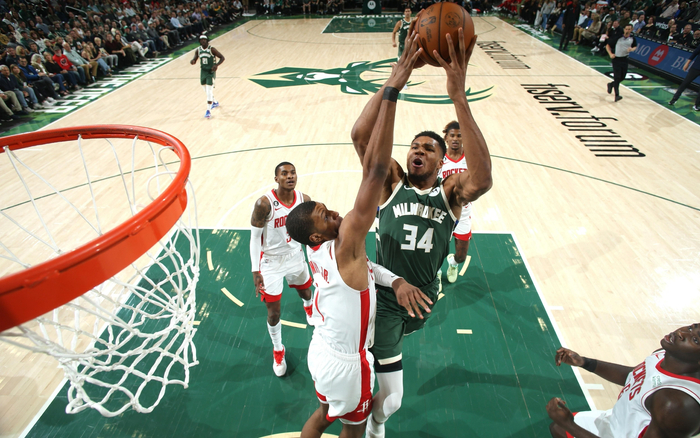 万众瞩目！CBA杯赛上演“山东德比” 赢球将锁定晋级八强名额（重磅对决！CBA杯上演山东德比，赢球即锁定八强席位）