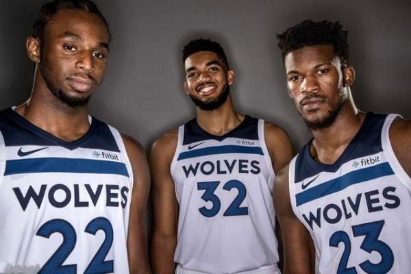 ESPN预测勇侠圣诞大战胜率：勇士胜率高达72% 独行侠仅28%（ESPN预测圣诞大战：勇士胜率72%，独行侠仅28%）