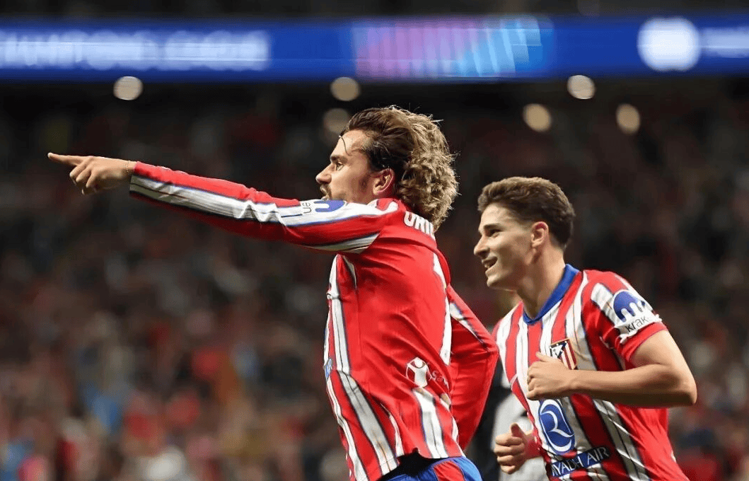 媒体人：徐昕的身高优势明显 他在禁区能够改变广东的攻筐方式（媒体人称徐昕身高优势突出，内线可重塑广东的篮下进攻打法）