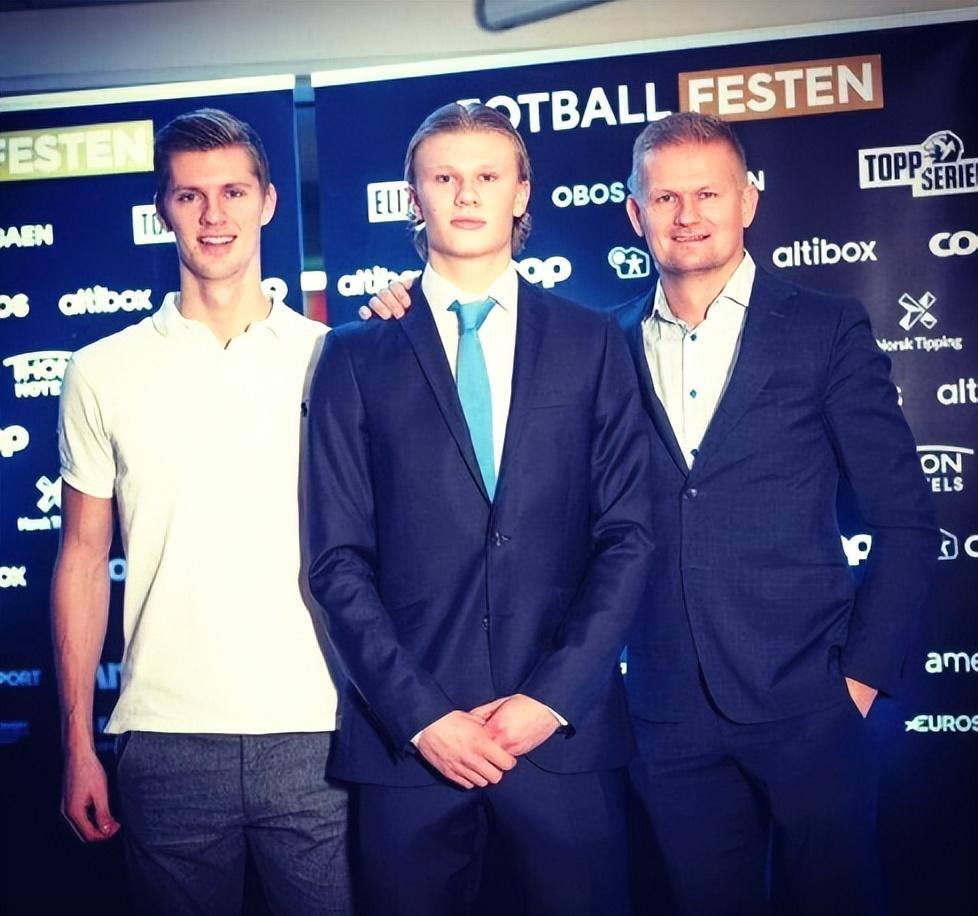 官方：华金被任命为贝蒂斯俱乐部新任董事（贝蒂斯官方宣布：华金出任俱乐部新任董事）