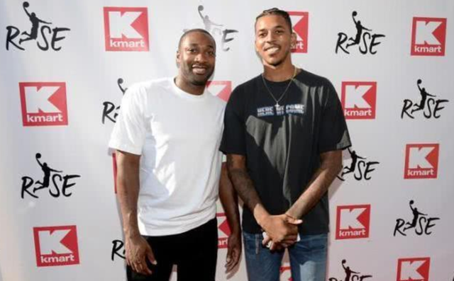 李梦告別WCBA，加盟新联赛年薪近千万（李梦离开WCBA，转战新联赛，年薪逼近千万）