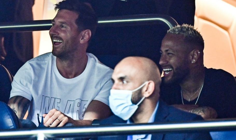 快船近几个月的经历：阴阳合同、比尔报销、保罗被裁、5胜16负（快船近月风波：阴阳合同争议、比尔报销、保罗遭裁，战绩5胜16负）